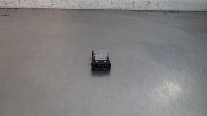 Ligação AUX/USB BMW 1-Serie