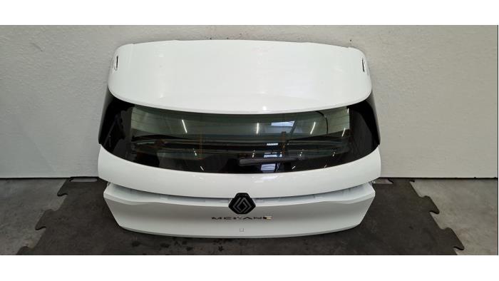 Tylna klapa Renault Megane E-Tech