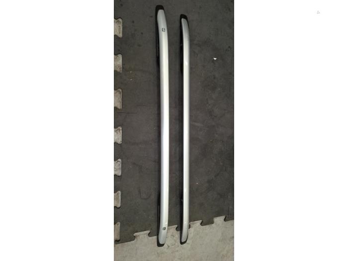Dachreling Set Toyota Pro-Ace