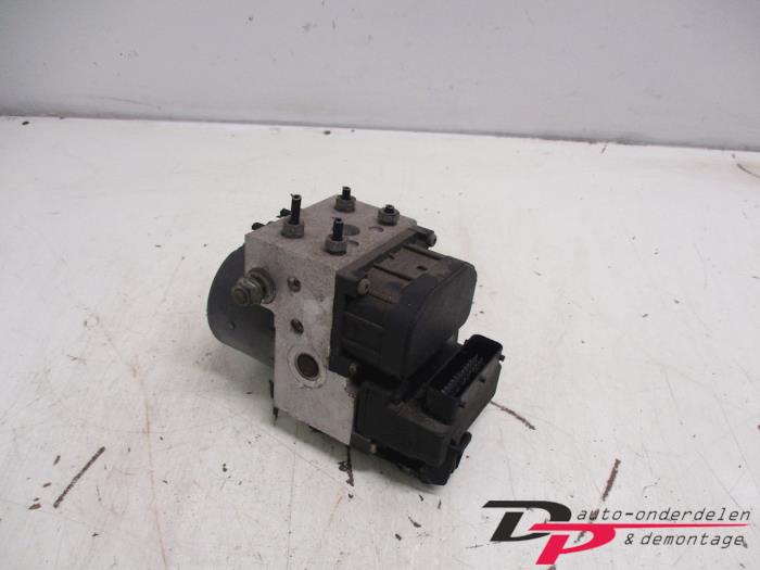 Gebruikte ABS Pomp Peugeot 306 (7A/C/S) 1.4 Prijs € 12,00 Margeregeling aangeboden door DP Auto-onderdelen & Demontage
