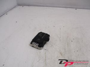 Gebruikte Regensensor Volvo C30 (EK/MK) 1.6 D 16V Prijs € 5,00 Margeregeling aangeboden door DP Auto-onderdelen & Demontage