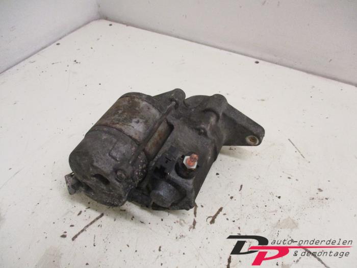 Gebruikte Startmotor Toyota Yaris (P1) 1.4 D-4D Prijs € 15,00 Margeregeling aangeboden door DP Auto-onderdelen & Demontage