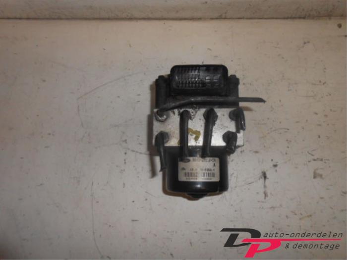 Gebruikte ABS Pomp Ford Focus 1 Wagon 1.8 TDdi Prijs € 27,00 Margeregeling aangeboden door DP Auto-onderdelen & Demontage