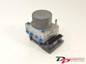 Gebruikte ABS Pomp Renault Modus/Grand Modus (JP) 1.4 16V Prijs € 17,00 Margeregeling aangeboden door DP Auto-onderdelen & Demontage