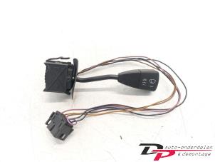 Gebruikte Ruitenwis Schakelaar BMW 3 serie Compact (E36/5) 316i Prijs € 8,10 Margeregeling aangeboden door DP Auto-onderdelen & Demontage