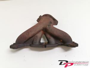 Gebruikte Spruitstuk Uitlaat Renault Twingo II (CN) 1.2 16V Prijs € 25,20 Margeregeling aangeboden door DP Auto-onderdelen & Demontage