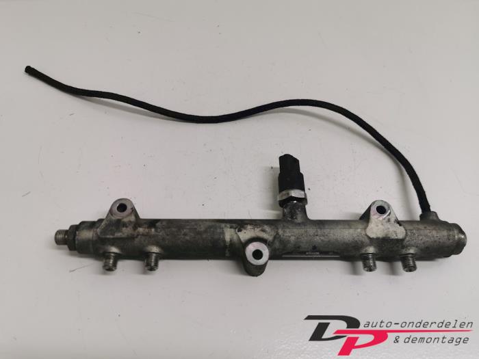 Gebruikte Verstuiver brug Dodge Ram Van 2.5 CRD Prijs € 45,00 Margeregeling aangeboden door DP Auto-onderdelen & Demontage