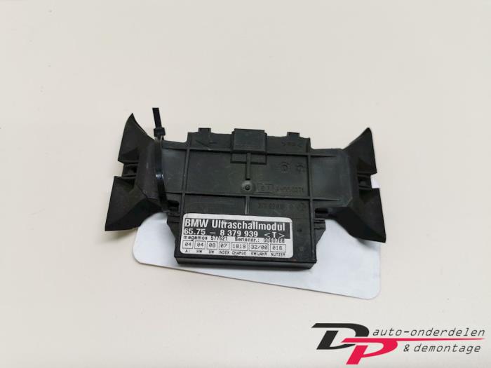 Gebruikte Alarm sensor BMW 5 serie Touring (E39) 530d 24V Prijs € 9,00 Margeregeling aangeboden door DP Auto-onderdelen & Demontage