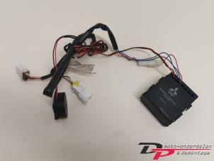 Gebruikte PDC Module Mitsubishi Outlander (CU) 2.4 16V 4x4 Prijs € 45,00 Margeregeling aangeboden door DP Auto-onderdelen & Demontage