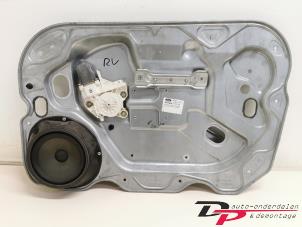 Gebruikte Ruitmechaniek 4Deurs rechts-voor Ford Focus 2 Wagon 1.6 TDCi 16V 90 Prijs € 17,10 Margeregeling aangeboden door DP Auto-onderdelen & Demontage