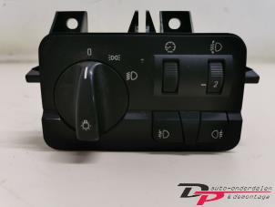 Gebruikte Licht Schakelaar BMW 3 serie Touring (E46/3) 318i Prijs € 12,00 Margeregeling aangeboden door DP Auto-onderdelen & Demontage