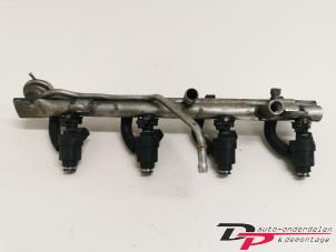 Gebruikte Injector brug BMW 3 serie Touring (E46/3) 318i Prijs € 36,00 Margeregeling aangeboden door DP Auto-onderdelen & Demontage