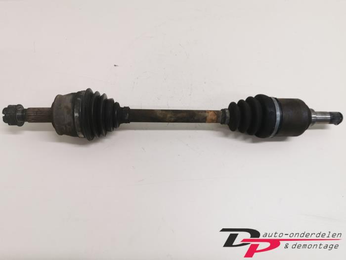 Gebruikte Steekas links-voor Fiat Panda (169) 1.3 JTD 16V Multijet Prijs € 17,10 Margeregeling aangeboden door DP Auto-onderdelen & Demontage