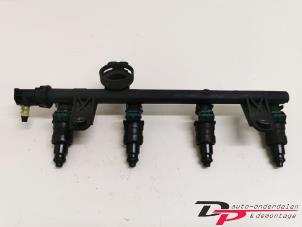 Gebruikte Galerij (Injectie) Renault Clio II (BB/CB) 1.4 Prijs € 18,00 Margeregeling aangeboden door DP Auto-onderdelen & Demontage