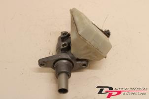 Gebruikte Hoofdremcilinder Peugeot 3008 I (0U/HU) 1.6 16V THP 155 Prijs € 17,10 Margeregeling aangeboden door DP Auto-onderdelen & Demontage