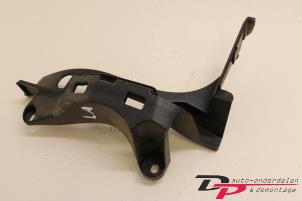 Gebruikte Bumperframe achter Peugeot 3008 I (0U/HU) 1.6 16V THP 155 Prijs € 10,00 Margeregeling aangeboden door DP Auto-onderdelen & Demontage