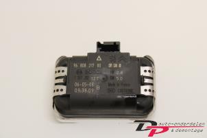 Gebruikte Sensor regen Citroen C4 Picasso (UD/UE/UF) 1.8 16V Prijs € 18,00 Margeregeling aangeboden door DP Auto-onderdelen & Demontage