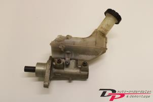 Gebruikte Hoofdremcilinder Renault Modus/Grand Modus (JP) 1.6 16V Prijs € 13,50 Margeregeling aangeboden door DP Auto-onderdelen & Demontage