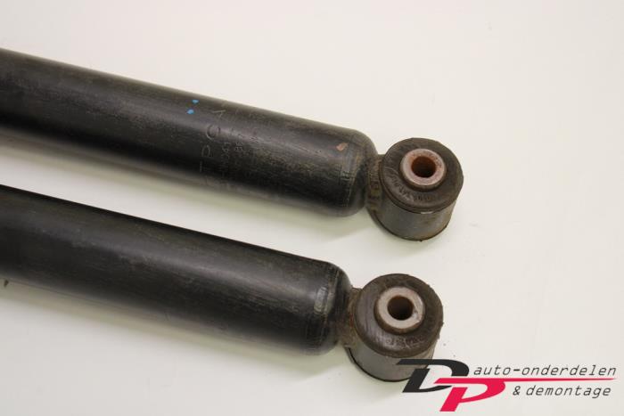 Schokdemper set van een Citroën C1 1.0 Vti 68 12V 2016