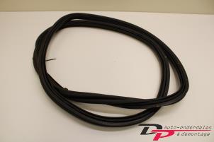 Gebruikte Achterkleprubber Citroen DS5 (KD/KF) 2.0 165 HYbrid4 16V Prijs € 25,50 Margeregeling aangeboden door DP Auto-onderdelen & Demontage