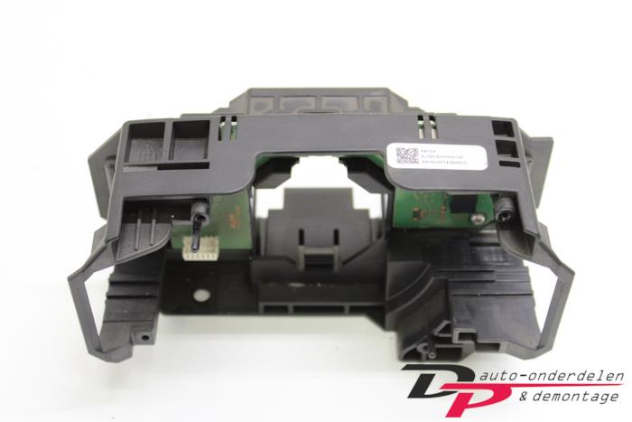 Gebruikte Diversen Landrover Range Rover Evoque (LVJ/LVS) 2.2 SD4 16V Coupe Prijs € 17,00 Margeregeling aangeboden door DP Auto-onderdelen & Demontage