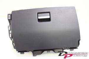 Gebruikte Dashboardkastje Landrover Range Rover Evoque (LVJ/LVS) 2.2 SD4 16V Coupe Prijs € 45,90 Margeregeling aangeboden door DP Auto-onderdelen & Demontage