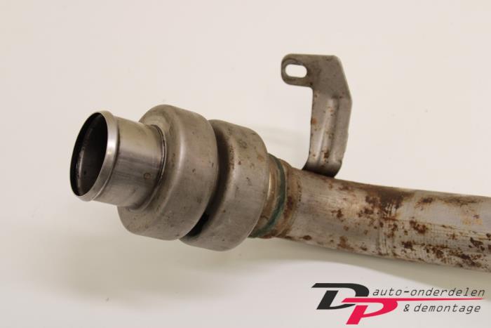 Intercooler Buis van een Land Rover Range Rover Evoque (LVJ/LVS) 2.2 SD4 16V Coupe 2012