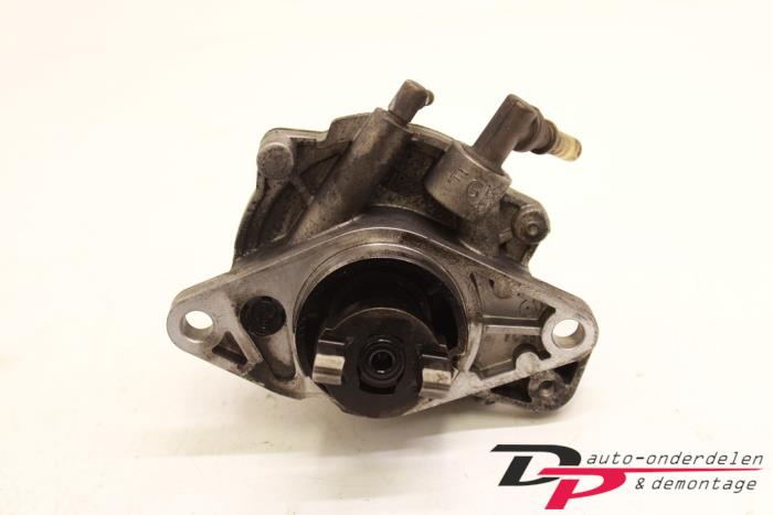 Gebruikte Vacuumpomp (Diesel) Fiat Doblo Cargo (223) 1.3 D 16V Multijet DPF Prijs € 17,00 Margeregeling aangeboden door DP Auto-onderdelen & Demontage