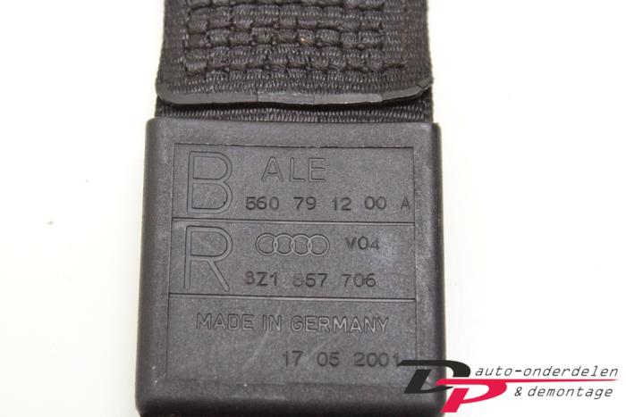 Veiligheidsgordel rechts-voor van een Audi A2 (8Z0) 1.2 TDI 2001