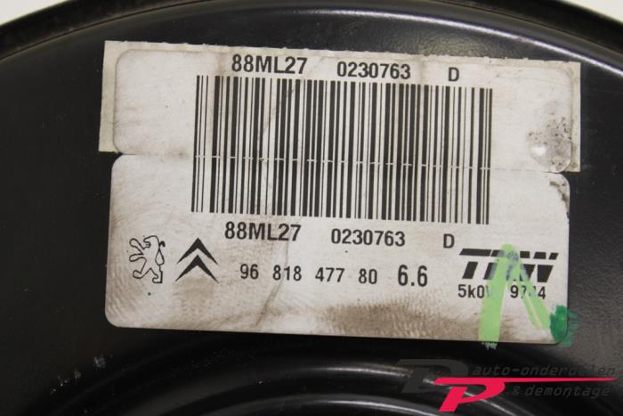 Rembekrachtiger van een Peugeot 207 SW (WE/WU) 1.6 16V VTRi 2011