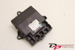 Gebruikte Deur module Mercedes A (W169) 1.5 A-150 5-Drs. Prijs € 11,90 Margeregeling aangeboden door DP Auto-onderdelen & Demontage
