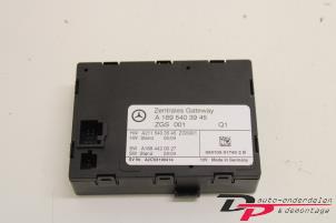 Gebruikte Module Centrale Deurvergrendeling Mercedes A (W169) 1.5 A-150 5-Drs. Prijs € 10,00 Margeregeling aangeboden door DP Auto-onderdelen & Demontage