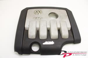 Gebruikte Motor Beschermplaat Volkswagen Golf V (1K1) 2.0 TDI 16V Prijs € 15,00 Margeregeling aangeboden door DP Auto-onderdelen & Demontage