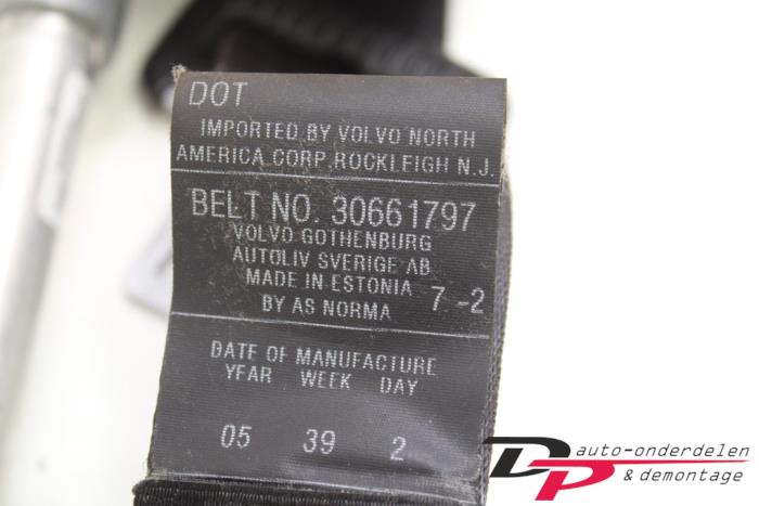 Veiligheidsgordel rechts-achter van een Volvo V50 (MW) 2.5 T5 20V 2005