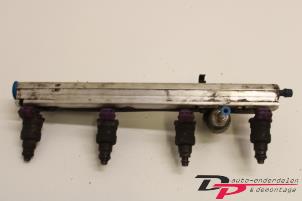 Gebruikte Injector brug Volvo V40 (VW) 1.8 16V Prijs € 16,15 Margeregeling aangeboden door DP Auto-onderdelen & Demontage