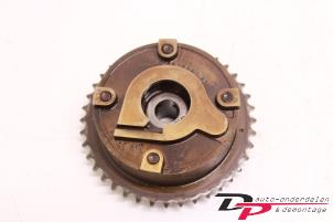 Gebruikte Nokkenas Tandwiel Citroen C3 (SC) 1.4 16V VTi Prijs € 17,00 Margeregeling aangeboden door DP Auto-onderdelen & Demontage