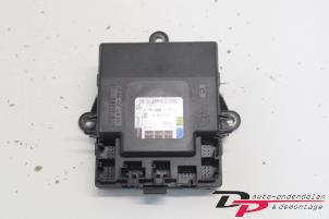 Gebruikte Deur module Mercedes A (W169) 1.5 A-150 Prijs € 11,90 Margeregeling aangeboden door DP Auto-onderdelen & Demontage