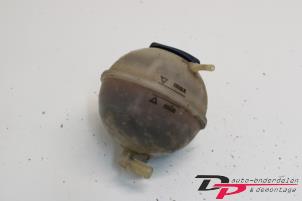 Gebruikte Expansievat Volkswagen Caddy II (9K9A) 1.9 SDI Prijs € 6,80 Margeregeling aangeboden door DP Auto-onderdelen & Demontage