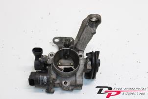 Gebruikte Gasklephuis Renault Twingo (C06) 1.2 Phase II Prijs € 12,00 Margeregeling aangeboden door DP Auto-onderdelen & Demontage