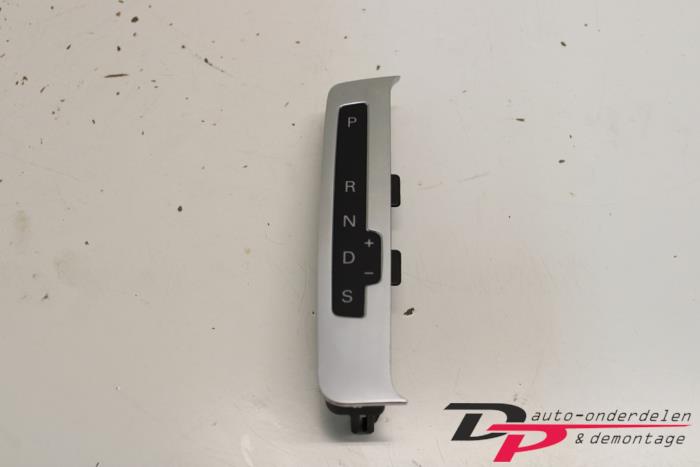 Gebruikte Display Interieur Audi Q7 (4LB) 3.0 TDI V6 24V Prijs € 6,50 Margeregeling aangeboden door DP Auto-onderdelen & Demontage