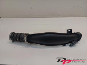 Gebruikte Intercooler Buis Peugeot 308 SW (4E/H) 1.6 16V THP 150 Prijs € 12,75 Margeregeling aangeboden door DP Auto-onderdelen & Demontage