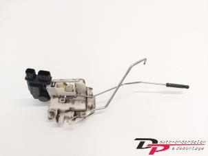 Gebruikte Deurslot Mechaniek 4Deurs links-voor Honda Jazz (GD/GE2/GE3) 1.2 i-DSi Prijs € 20,00 Margeregeling aangeboden door DP Auto-onderdelen & Demontage