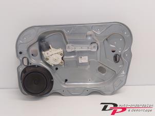 Gebruikte Ruitmechaniek 4Deurs rechts-voor Ford Focus 2 Wagon 1.4 16V Prijs € 19,00 Margeregeling aangeboden door DP Auto-onderdelen & Demontage