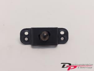 Gebruikte Sensor (overige) Opel Antara (LA6) 3.2 V6 24V 4x4 Prijs € 17,00 Margeregeling aangeboden door DP Auto-onderdelen & Demontage