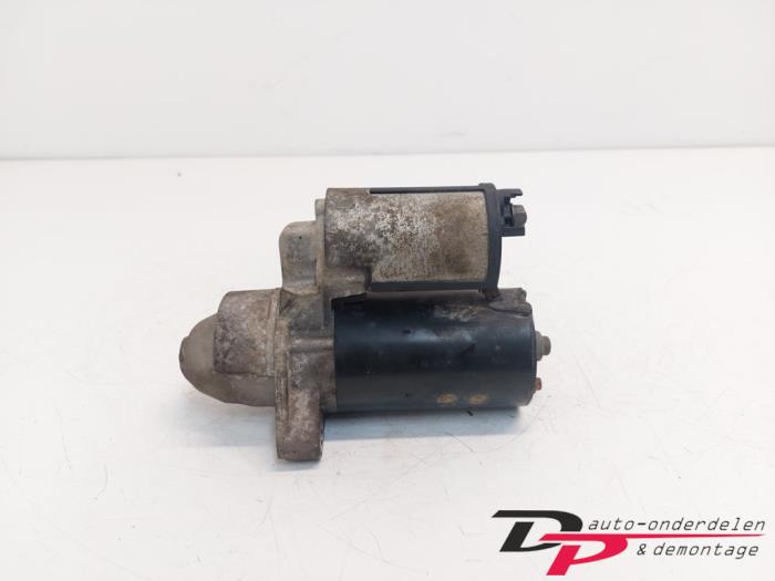 Gebruikte Startmotor Audi A4 Avant Quattro (B6) 3.0 V6 30V Prijs € 18,00 Margeregeling aangeboden door DP Auto-onderdelen & Demontage