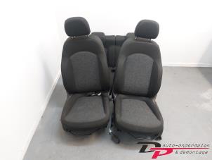 Gebruikte Bekleding Set (compleet) Opel Adam 1.4 16V Prijs € 175,00 Margeregeling aangeboden door DP Auto-onderdelen & Demontage