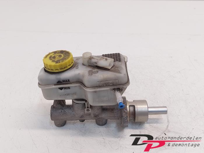 Gebruikte Hoofdremcilinder Volkswagen Fox (5Z) 1.2 Prijs € 14,00 Margeregeling aangeboden door DP Auto-onderdelen & Demontage
