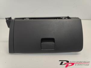 Gebruikte Dashboardkastje Kia Sportage (SL) 1.6 GDI 16V 4x2 Prijs € 30,00 Margeregeling aangeboden door DP Auto-onderdelen & Demontage