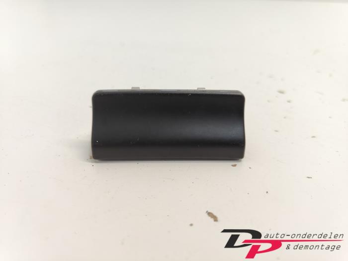 Gebruikte Diversen Volkswagen Touran (1T3) 1.4 16V TSI 140 Prijs € 8,00 Margeregeling aangeboden door DP Auto-onderdelen & Demontage