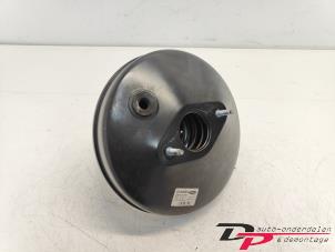 Gebruikte Rembekrachtiger Ford Fiesta 6 (JA8) 1.6 TDCi 16V ECOnetic Prijs € 19,00 Margeregeling aangeboden door DP Auto-onderdelen & Demontage